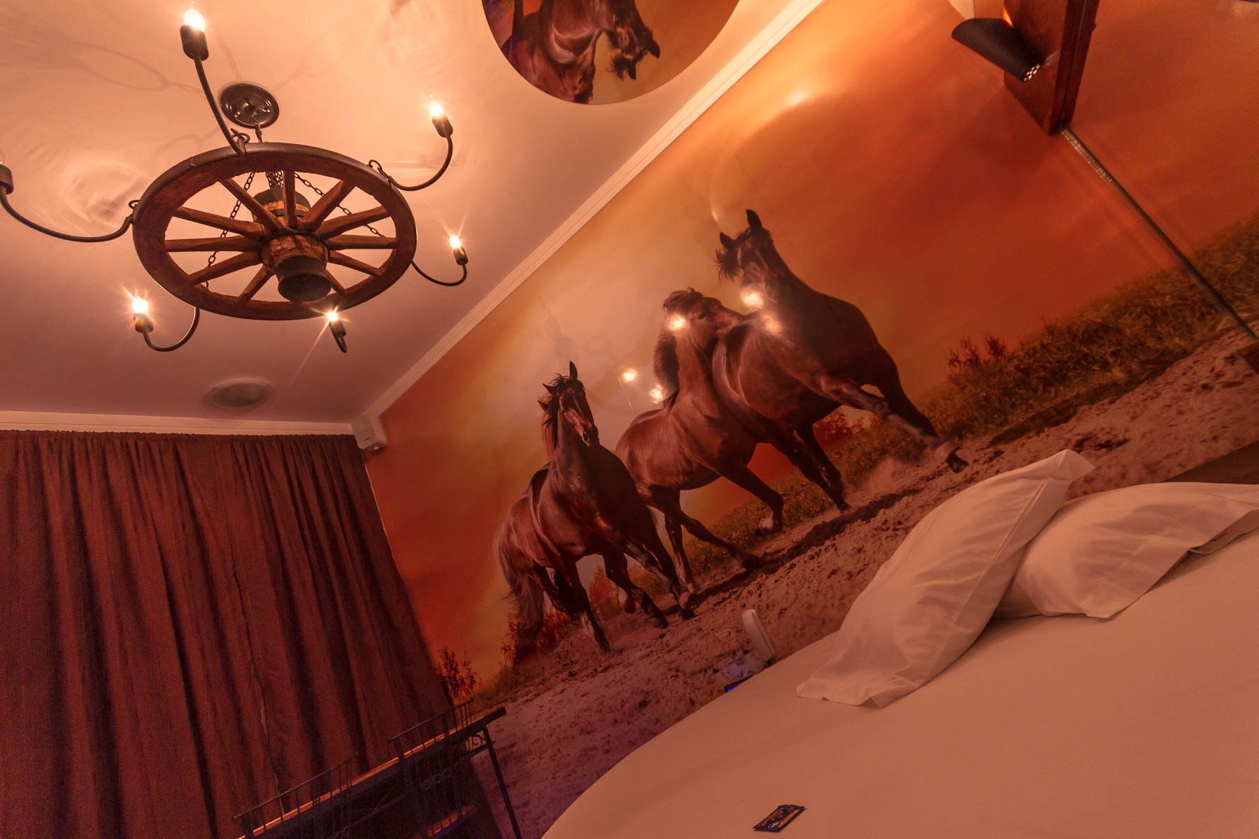 SUÍTE COUNTRY - Ponto G Motel